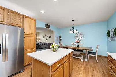 9651 Belmont Lane, Eden Prairie, MN 55347 - Photo 10