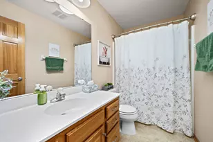 9651 Belmont Ln, Eden Prairie, MN 55347 - Photo 18