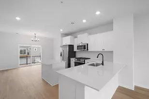 1525 Trellis Ln, West Saint Paul, MN 55118 - Photo 2