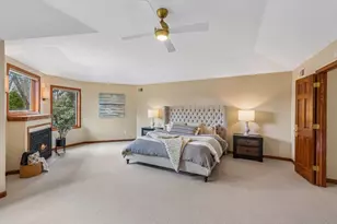 9118 Victoria Dr, Eden Prairie, MN 55347 - Photo 18