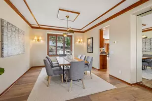 9118 Victoria Dr, Eden Prairie, MN 55347 - Photo 8