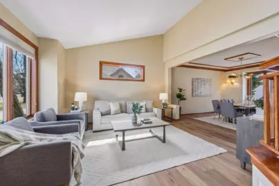 9118 Victoria Drive, Eden Prairie, MN 55347 - Photo 6