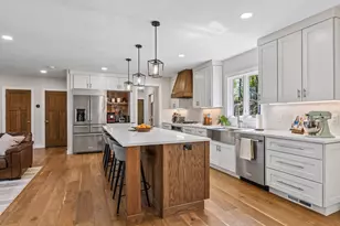 3374 Library Ln, Saint Louis Park, MN 55426 - Photo 12