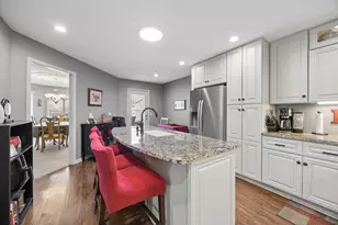 2679 Lake Ct Cir, Mounds View, MN 55112 - Photo 8