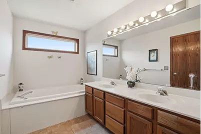 953 Lake Ridge Bay, Woodbury, MN 55129 - Photo 20