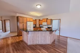 2953 9th Ave SE, Willmar, MN 56201 - Photo 10