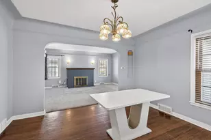 930 Hawthorne Ave E, Saint Paul, MN 55106 - Photo 8