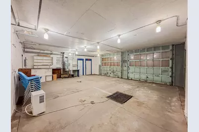 203 Park Avenue E, Renville, MN 56284 - Photo 20