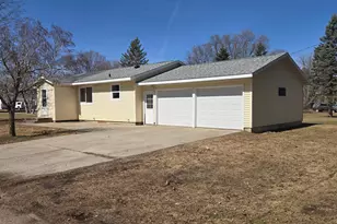 106 Center Ave W, Deer Creek, MN 56527 - Photo 2