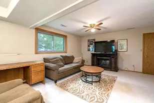 614 W Allyn St, Janesville, MN 56048 - Photo 8