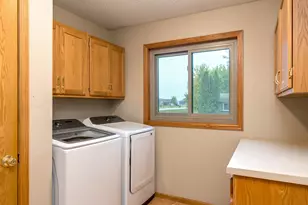 614 W Allyn St, Janesville, MN 56048 - Photo 16