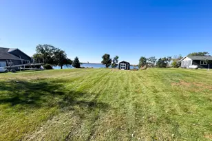 27392 Oak Point Rd, Elbow Lake, MN 56531 - Photo 32