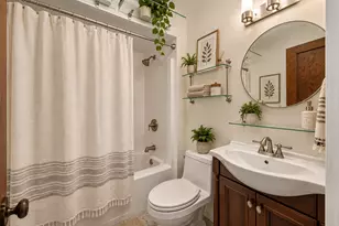 391 Laurel Ave, Saint Paul, MN 55102 - Photo 34