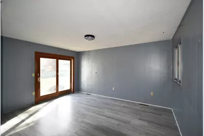 267 E 4th Street, Zumbrota, MN 55992 - Photo 14