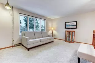 2615 Schabacker Ct, Menomonie, WI 54751 - Photo 6