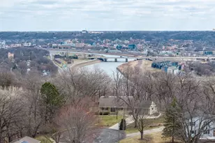 2000 Roe Crest Dr, North Mankato, MN 56003 - Photo 72