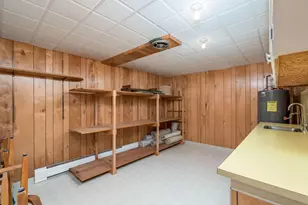 2000 Roe Crest Dr, North Mankato, MN 56003 - Photo 46