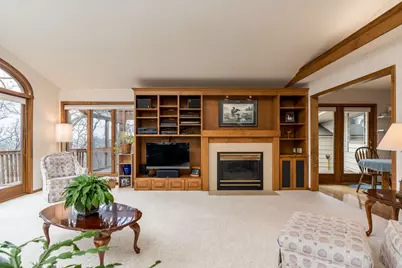 2000 Roe Crest Drive, North Mankato, MN 56003 - Photo 12