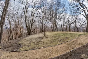 2000 Roe Crest Dr, North Mankato, MN 56003 - Photo 56