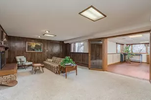 2000 Roe Crest Dr, North Mankato, MN 56003 - Photo 42