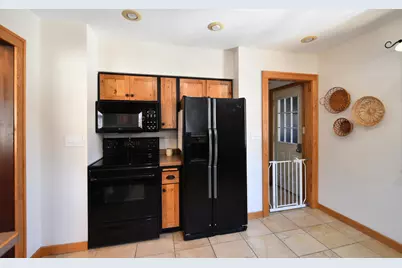 1529 East Avenue, Red Wing, MN 55066 - Photo 14