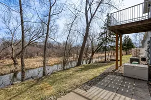 638 Village Pkwy, Circle Pines, MN 55014 - Photo 20