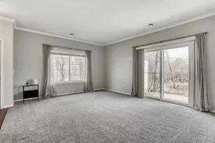 638 Village Pkwy, Circle Pines, MN 55014 - Photo 10