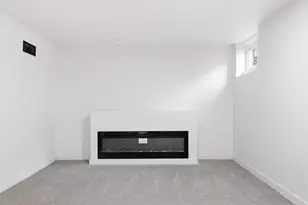 323 E 43rd St, Minneapolis, MN 55409 - Photo 28