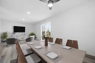 323 E 43rd St, Minneapolis, MN 55409 - Photo 6