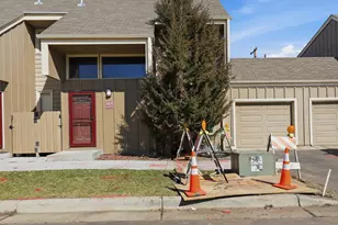 323 E 43rd St, Minneapolis, MN 55409 - Photo 1