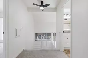 323 E 43rd St, Minneapolis, MN 55409 - Photo 16