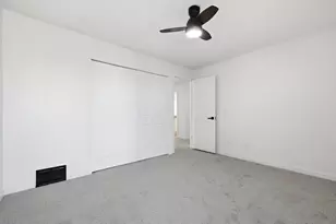 323 E 43rd St, Minneapolis, MN 55409 - Photo 20