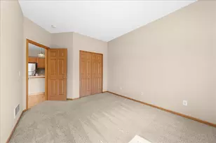 8624 Savanna Oaks, Woodbury, MN 55125 - Photo 12