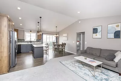 1132 46th Avenue S, Moorhead, MN 56560 - Photo 10