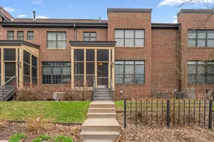 821 Thornton St SE, Minneapolis, MN 55414 - Photo 2