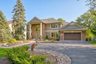5256 Oxford St N, Shoreview, MN 55126 - Photo 4