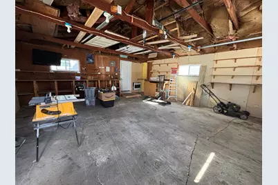 105 Arnold Avenue N, Thief River Falls, MN 56701 - Photo 28