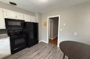 105 Arnold Ave N, Thief River Falls, MN 56701 - Photo 10