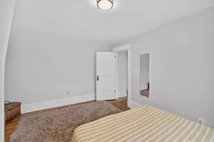 913 E 39th St, Minneapolis, MN 55407 - Photo 22