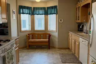 1329 Jackson Dr, Hastings, MN 55033 - Photo 6