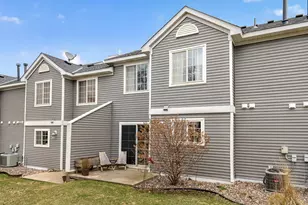 585 Mission Hills Way W, Chanhassen, MN 55317 - Photo 26