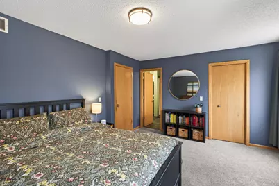 585 Mission Hills Way W, Chanhassen, MN 55317 - Photo 24