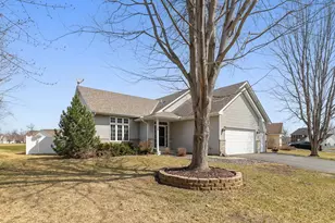 7297 Whitehall Rd, Shakopee, MN 55379 - Photo 2