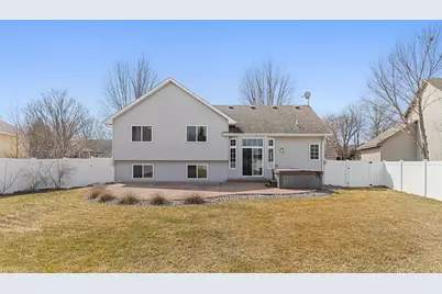 7297 Whitehall Road, Shakopee, MN 55379 - Photo 4