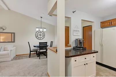 509 6th Avenue W #211, Alexandria, MN 56308 - Photo 8