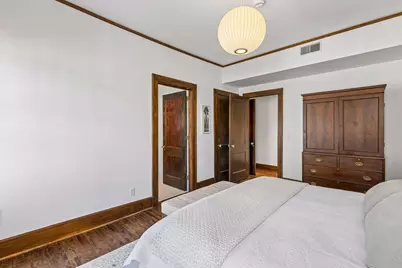 2310 Humboldt Avenue S, Minneapolis, MN 55405 - Photo 24
