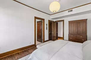 2310 Humboldt Ave S, Minneapolis, MN 55405 - Photo 24