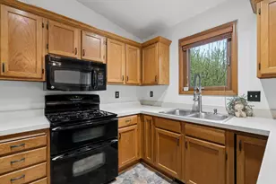 2118 Hale Ave N, Oakdale, MN 55128 - Photo 12
