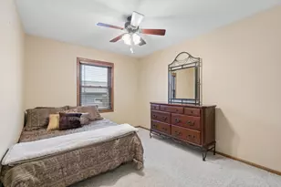 2118 Hale Ave N, Oakdale, MN 55128 - Photo 16