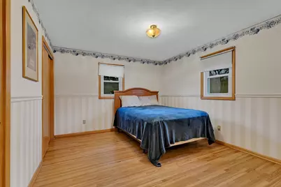 33 5th Avenue NW, Hutchinson, MN 55350 - Photo 6